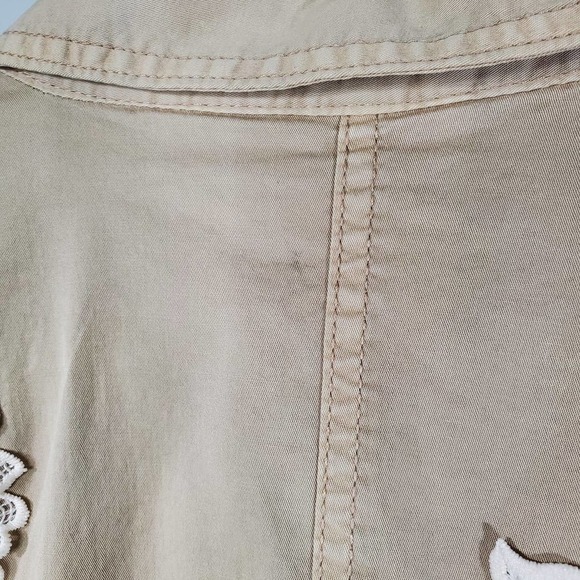 Chico's Lace Applique Utility Jacket Khaki White Size 2 Petite - Picture 8 of 16
